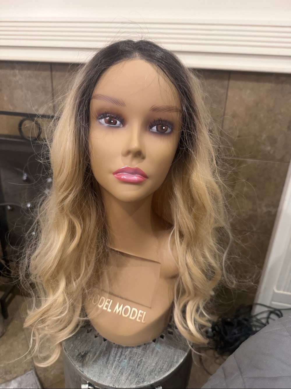Blonde Ombre Lace Front Wig – Natural Wave
